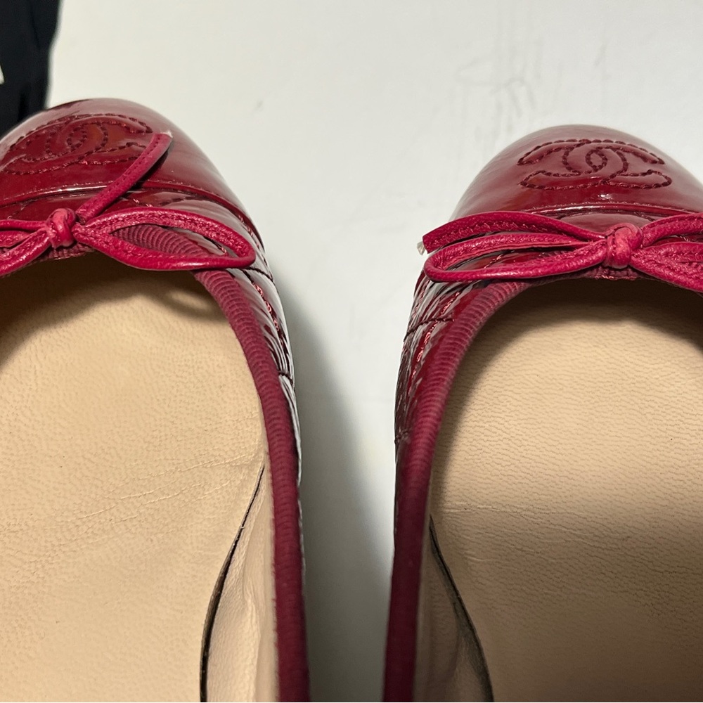 Chanel Burgundy Women's Ballet Flats - Picture 11 of 12